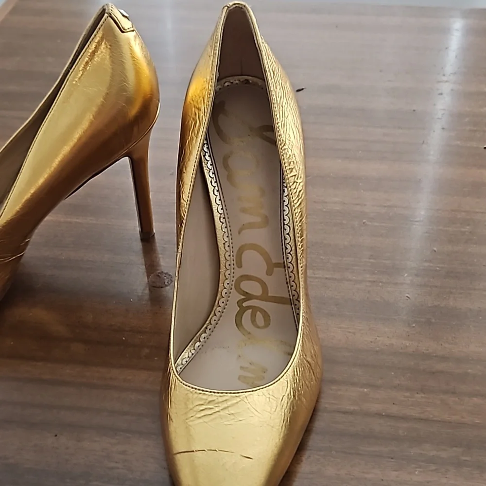 Sam Edelman Gold Stiletto Pumps - Picture 3 of 8